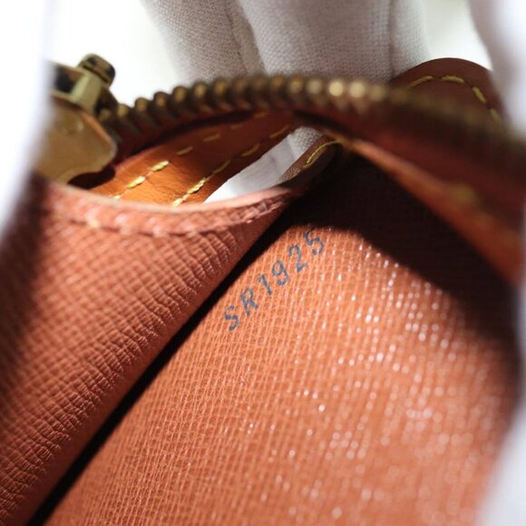 LOUIS VUITTON Epi Pochette Homme Clutch Bag Brown Zipang gold - Picture 13 of 16